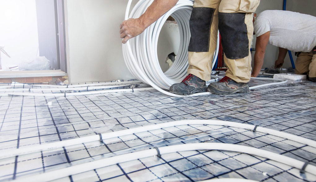 Hydronic underfloor setup in a cottage, Straseni